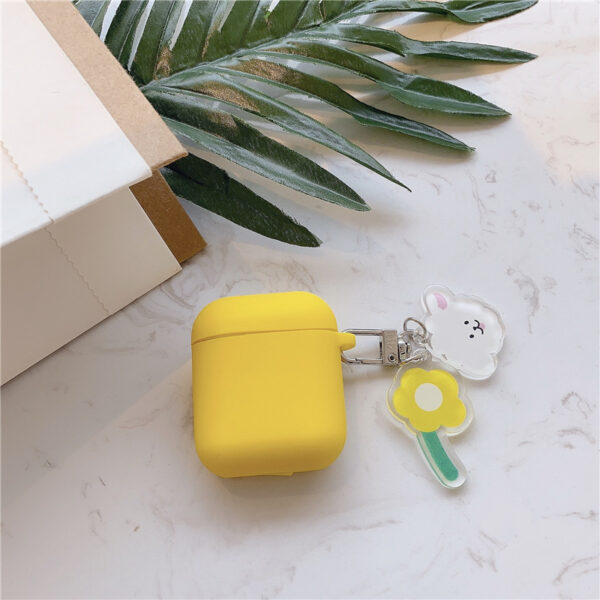 Product image for  Compatible with Apple, Soft Shell Silicone Flower Earphone Sleeve Home Décor 9