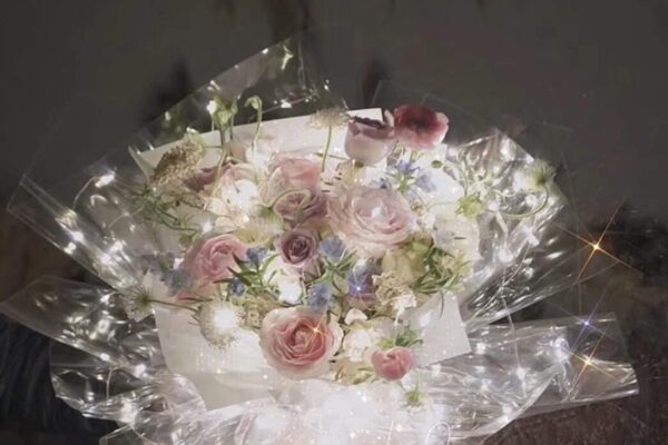 Product image for  Waterproof Transparent Cellophane LED Flashing Light Flower Packaging Galaxy Home Décor 8