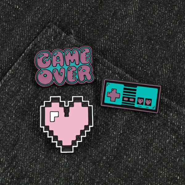 Product image for  Creative Digital Retro Style Mosaic Brooch Home Décor 5