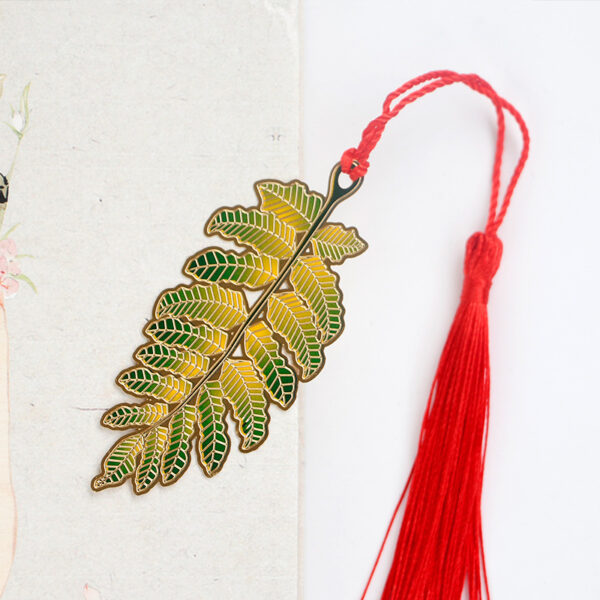 Product image for  Brass Electroplated Creative Leaf Student Creative Bookmark Home Décor 8