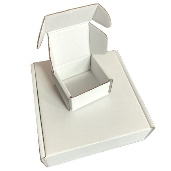 Product image for  Corrugated Packing Box Accessories Packaging White Box Home Décor 8