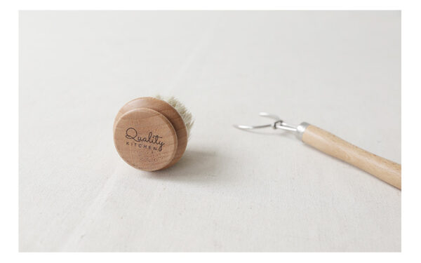 Product image for  Simple wood handle pot brush Home Décor 12